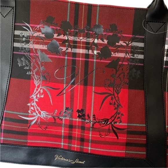 VICTORIA’s SECRET Plaid Tote—Pristine Condition - Picture 5 of 6